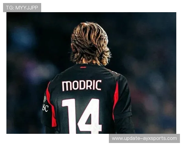 AC米兰锁定“抢断怪物”！葡超新星或成蓝黑军团未来中坚力量