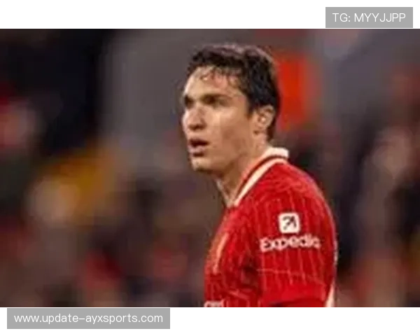 小基耶萨禁区突破造险，都灵球迷集体紧张